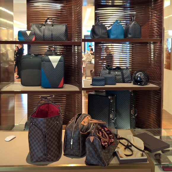 Meet your Posher, Candy - Picture 2 of 2